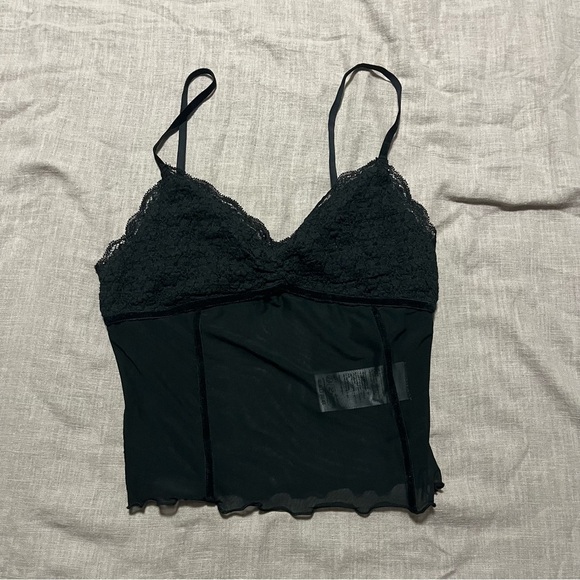 Kimchi Blue Urban Outfitters Black Lace Camisole Size Medium sexy club festival - Picture 2 of 7